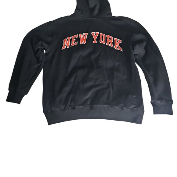 Knicks Hoodie - Picture 2 of 2